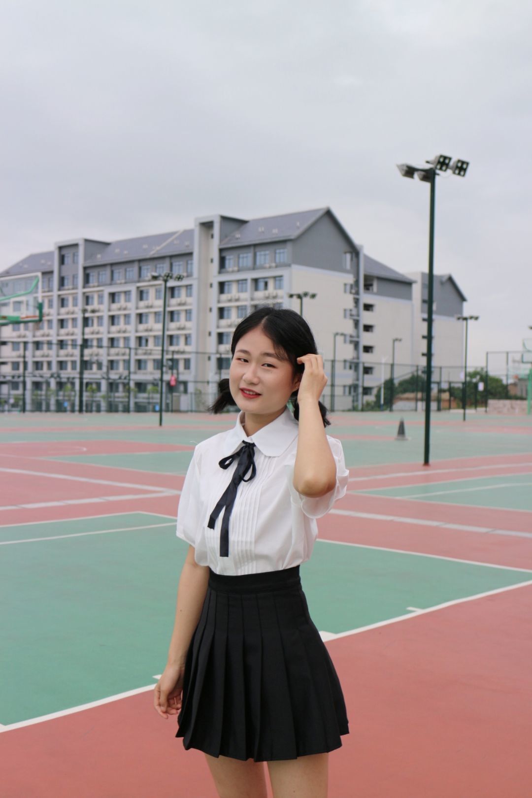 水滴石穿非一日之功冰冻三尺非一日之寒访我院优秀毕业生钟炎炎